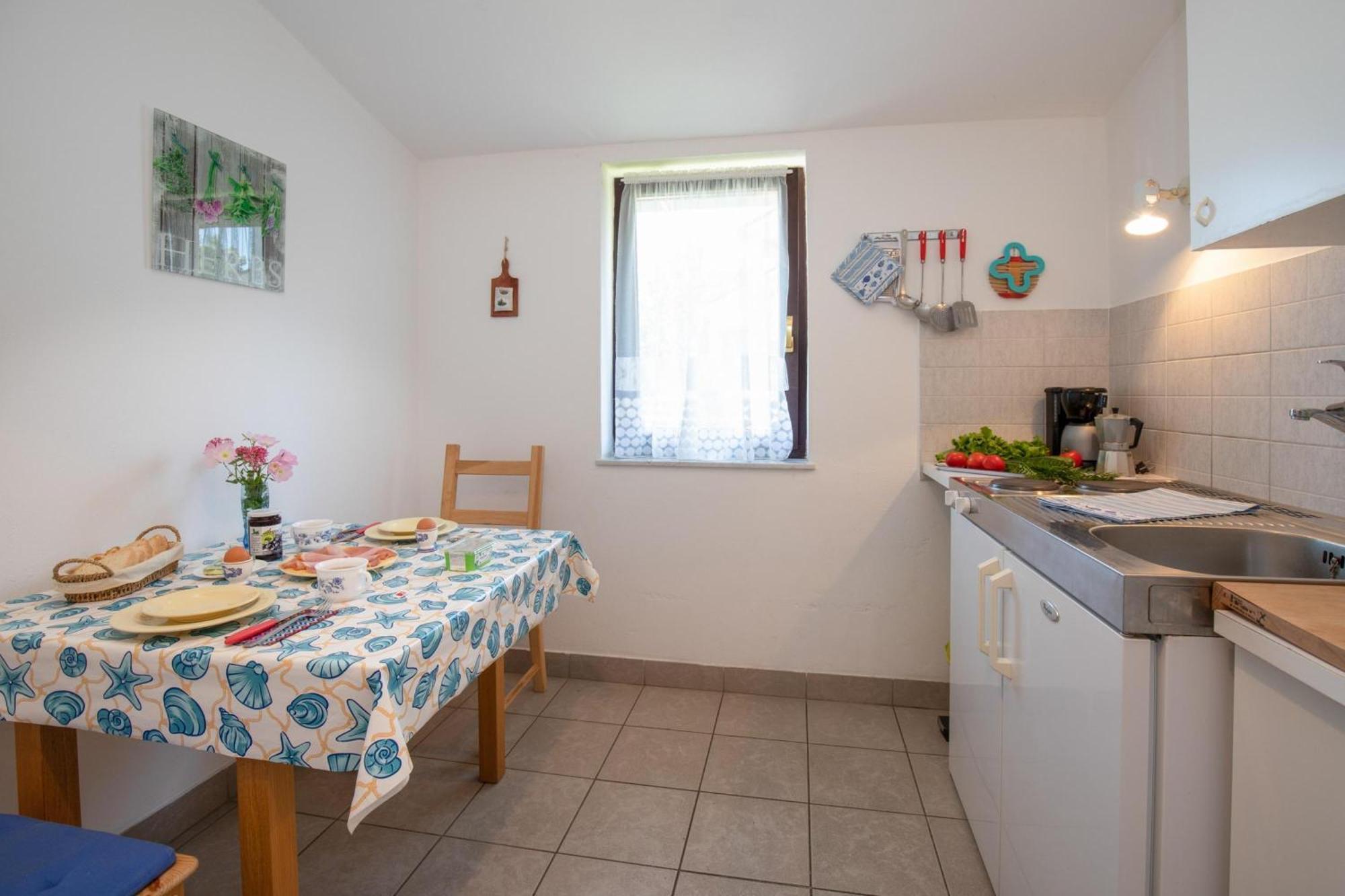 Apartments Brankica Island - Happy Rentals 万塔西西 外观 照片