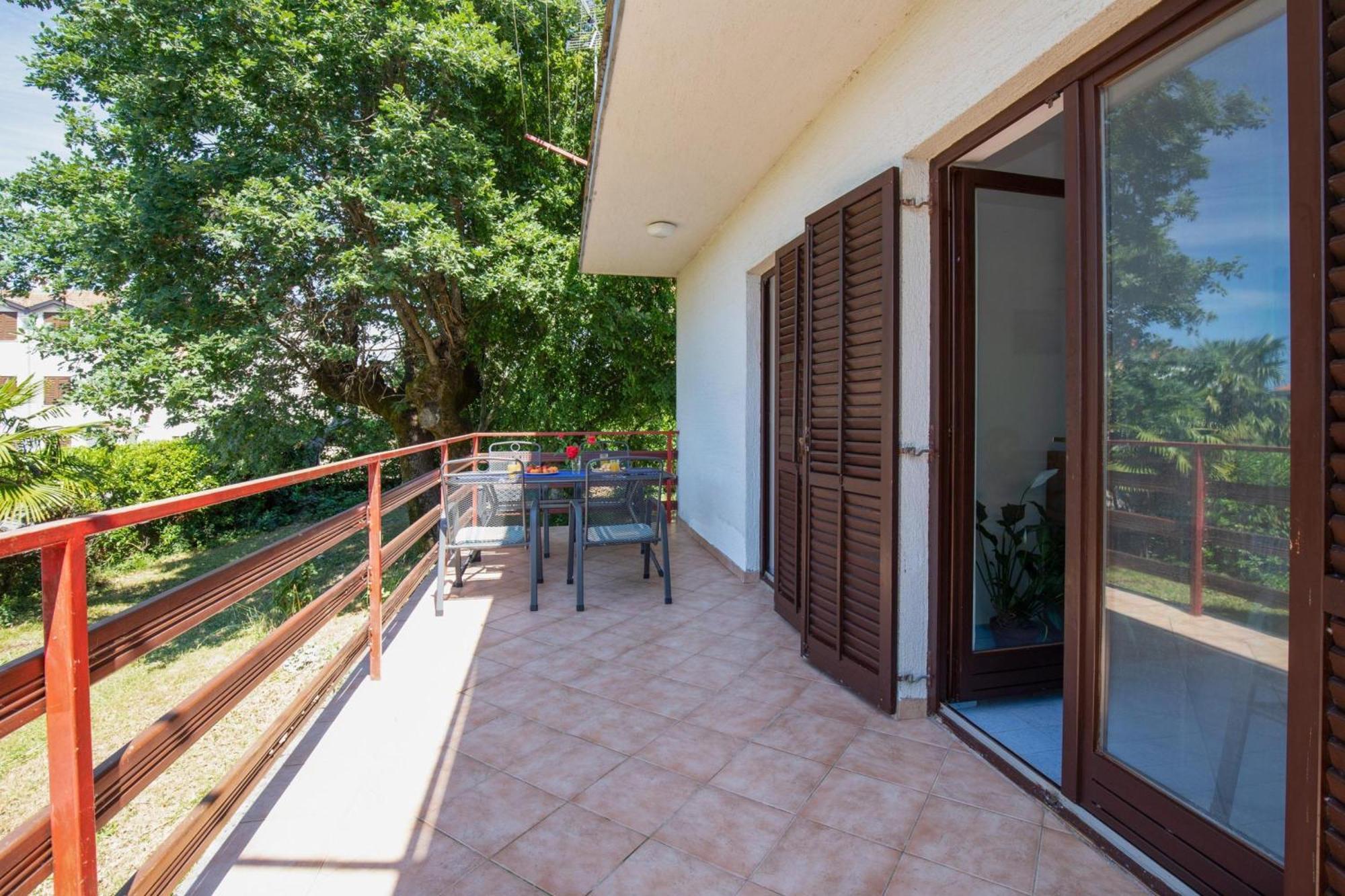 Apartments Brankica Island - Happy Rentals 万塔西西 外观 照片