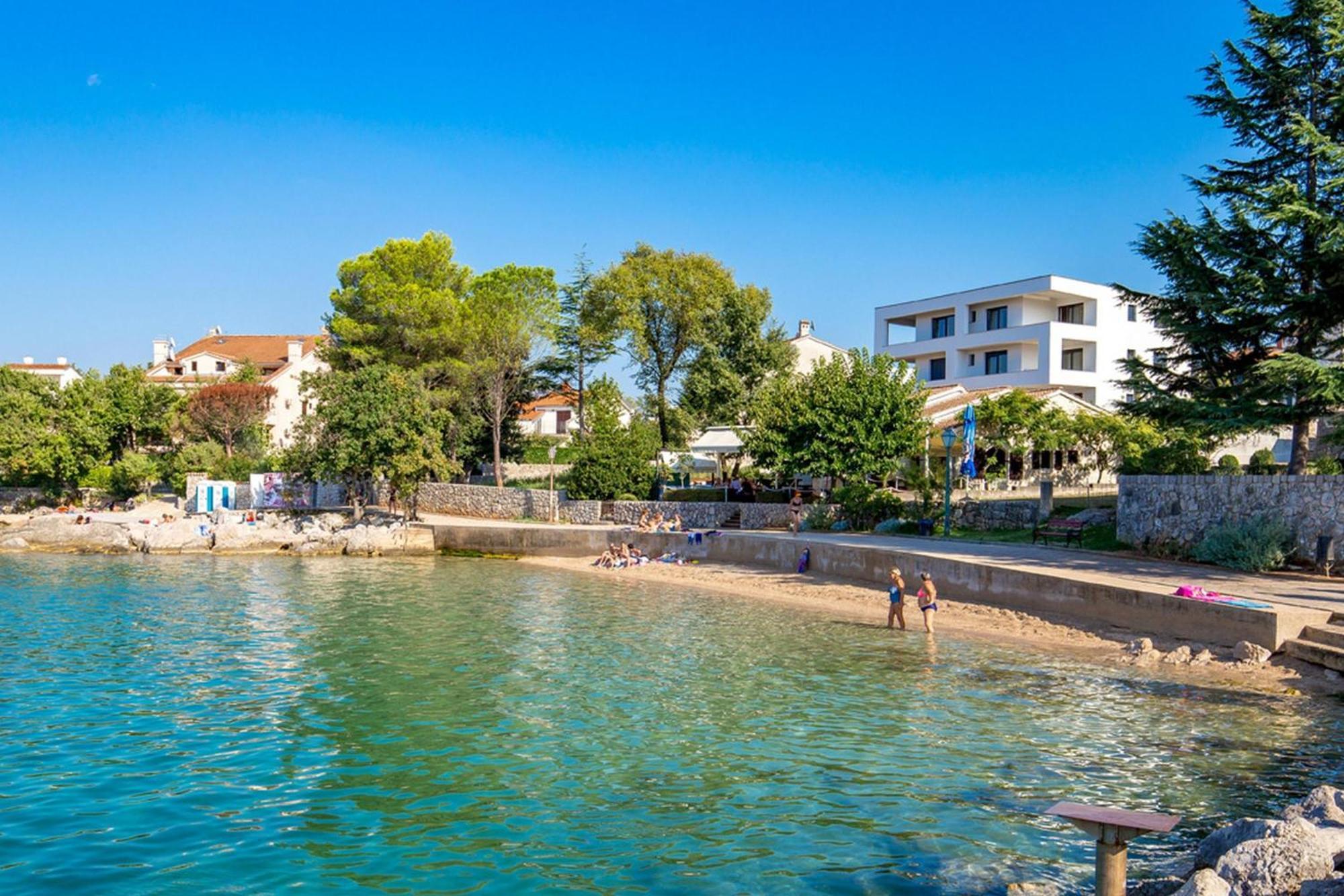 Apartments Brankica Island - Happy Rentals 万塔西西 外观 照片